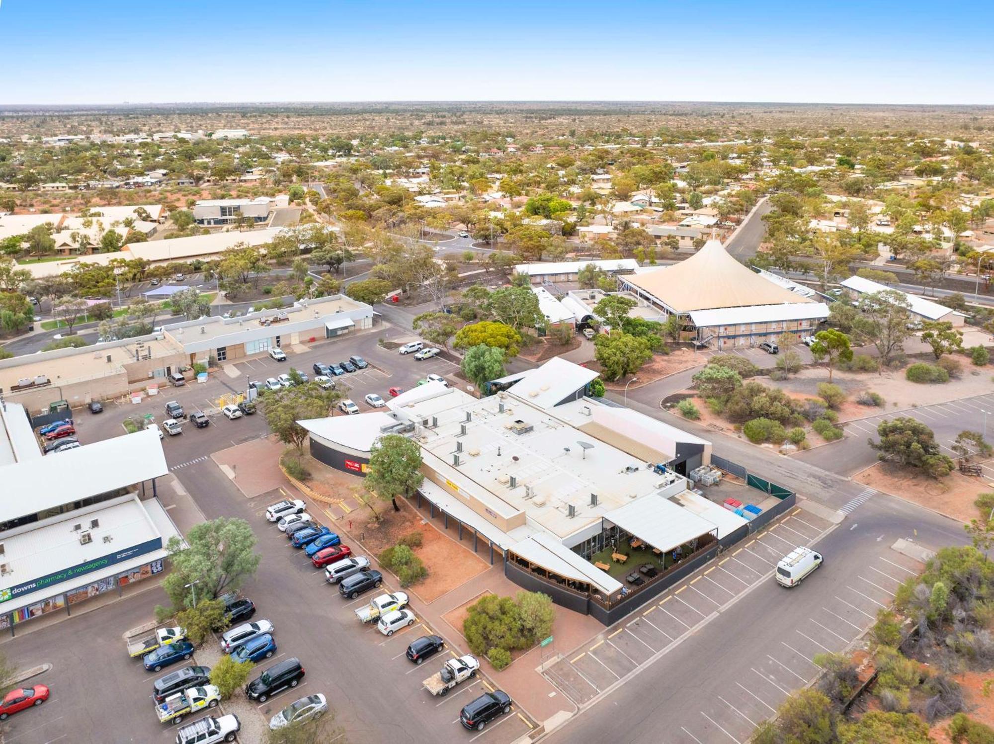 Nightcap At Roxby Downs Motel Exterior photo